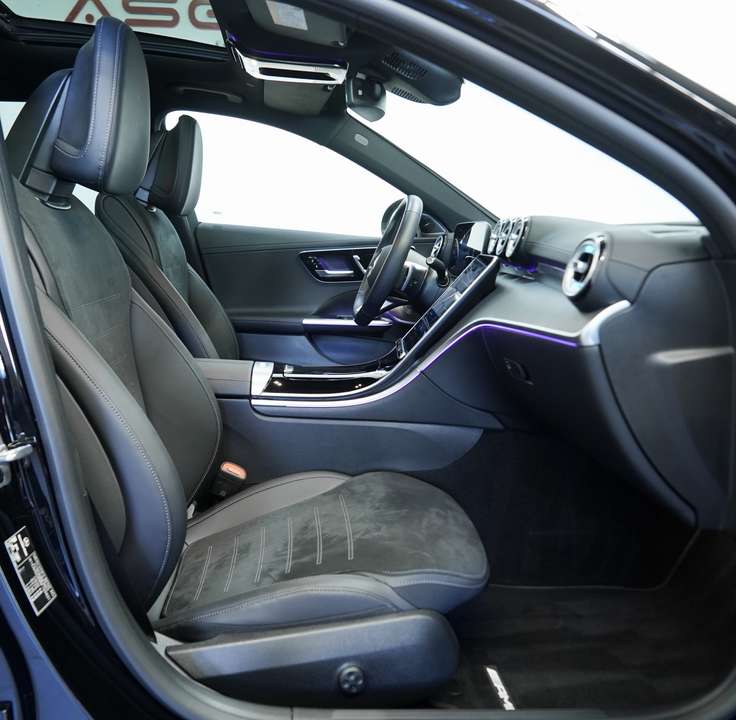 Mercedes-Benz C 300 - Imagem 9