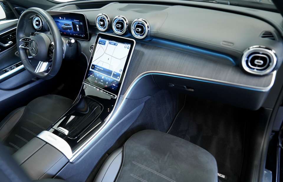 Mercedes-Benz C 300 - Imagem 10