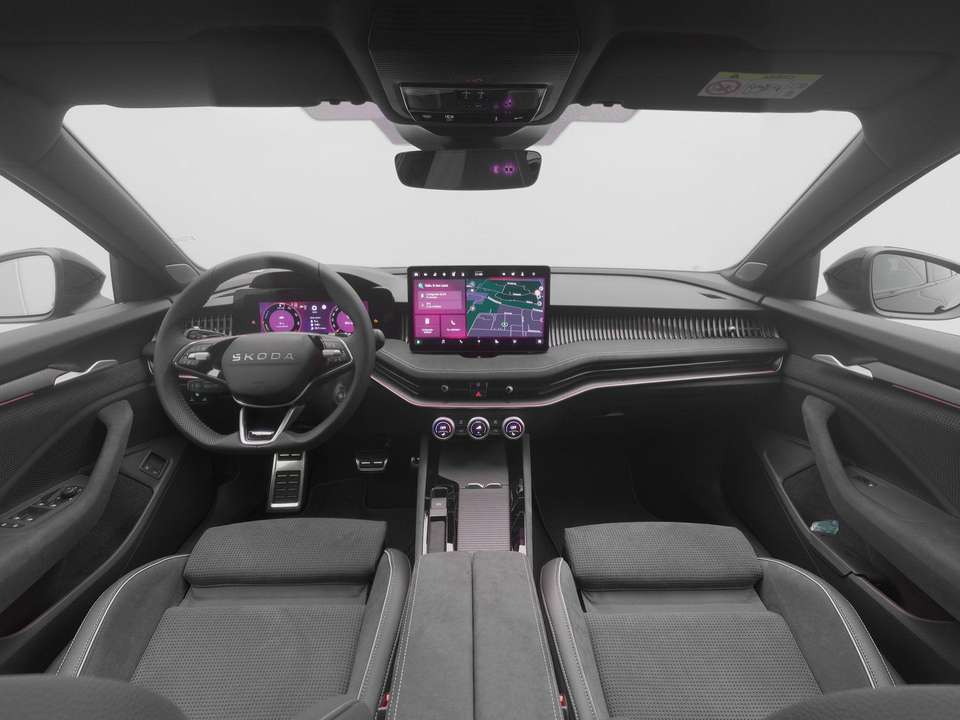 Skoda Superb - Imagem 3