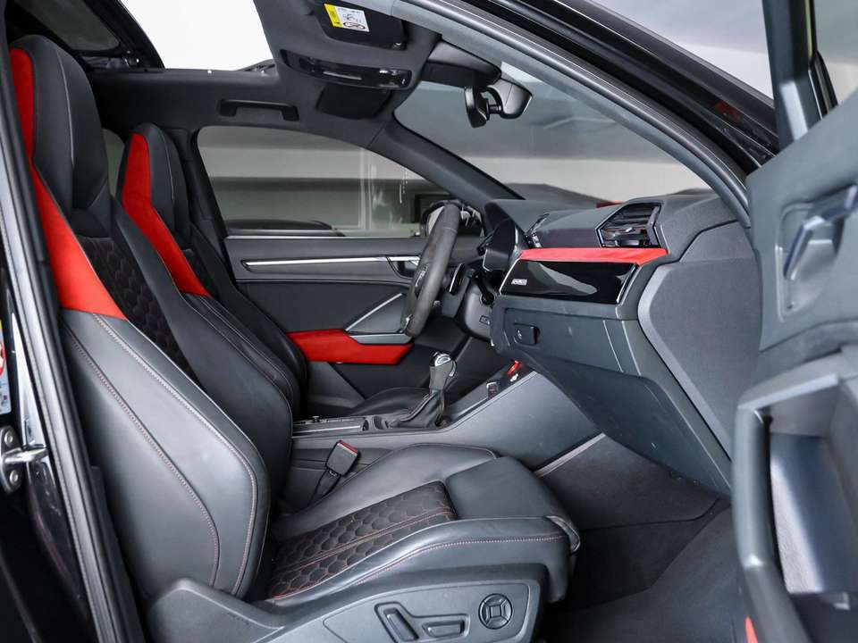 Audi RS Q3 - Imagem 8