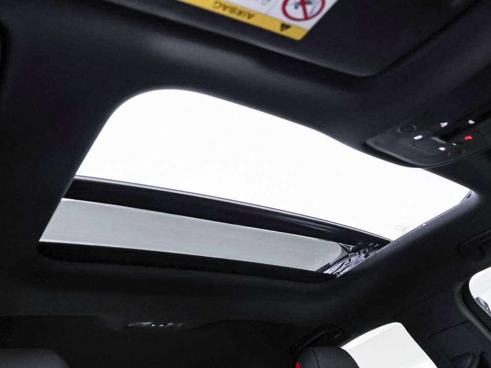 Audi RS Q3 - Imagem 10