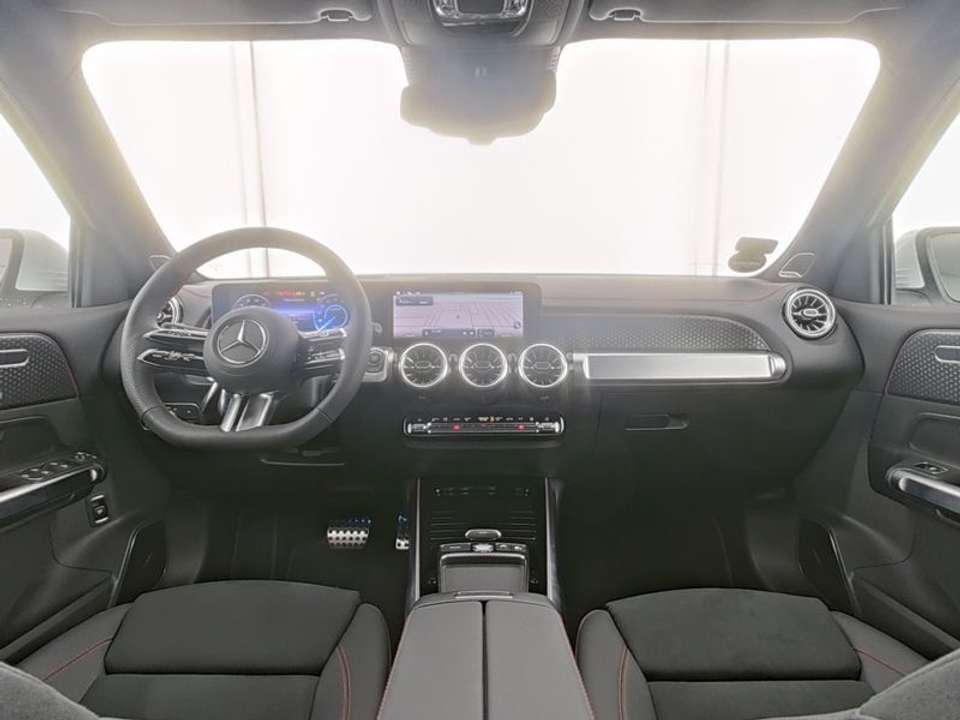 Mercedes-Benz EQB 350 - Imagem 7