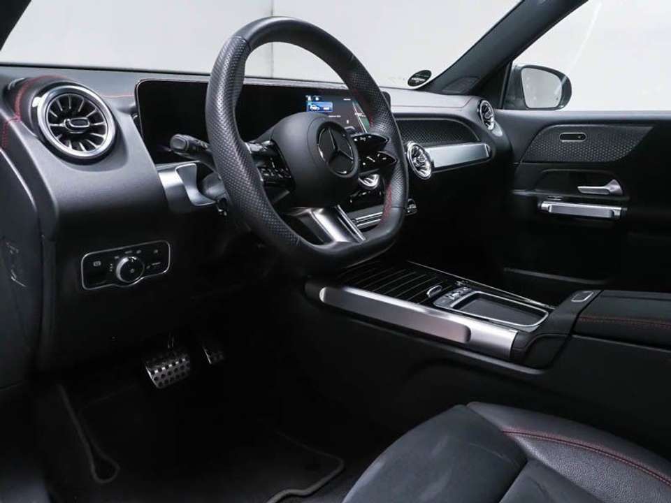 Mercedes-Benz EQB 350 - Imagem 7
