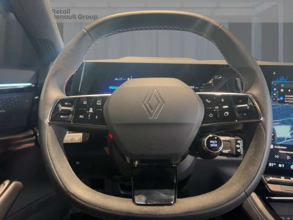Renault Rafale - Imagem 12