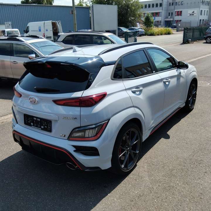 Hyundai KONA - Imagem 1
