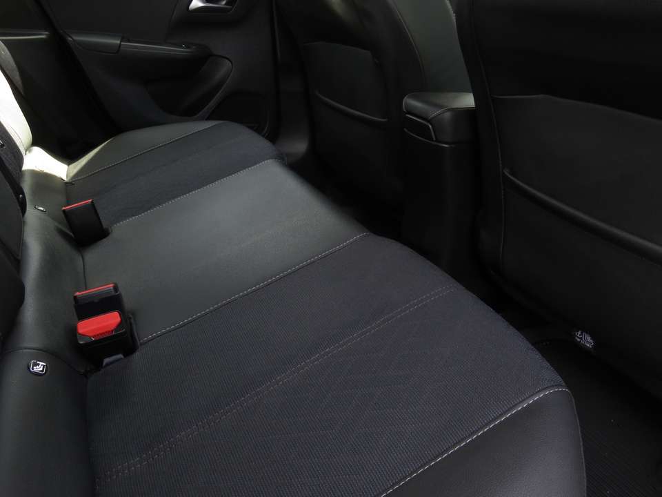 Opel Corsa - Imagem 9