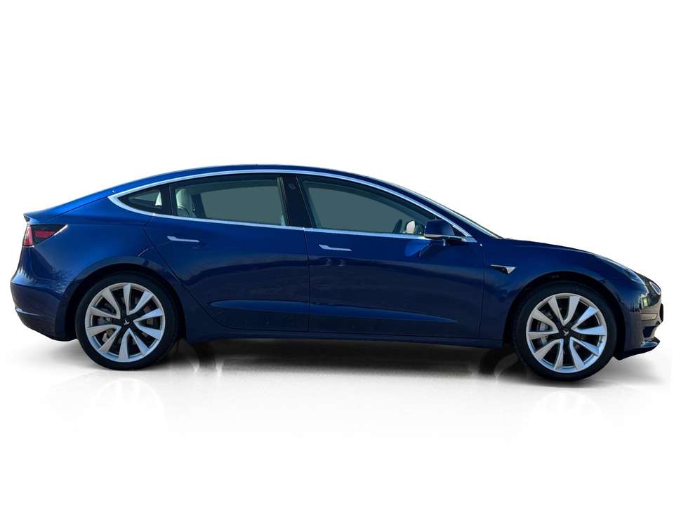 Tesla Model 3 - Imagem 3