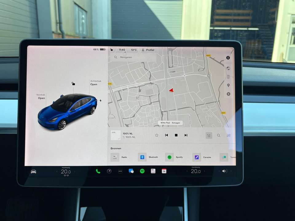 Tesla Model 3 - Imagem 10