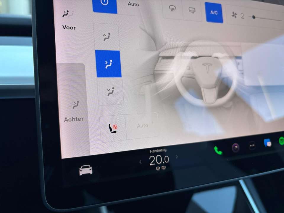 Tesla Model 3 - Imagem 13