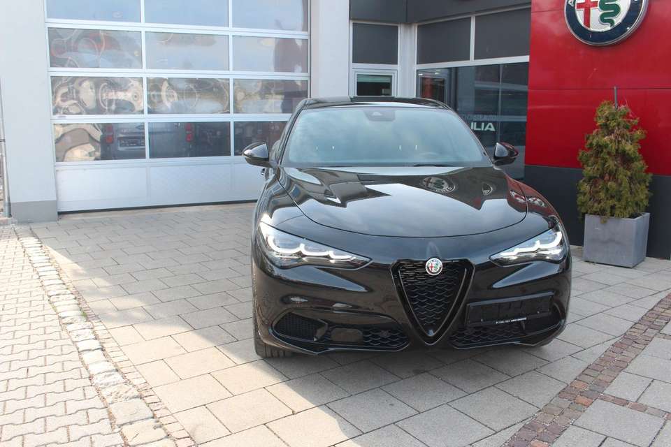Alfa Romeo Stelvio - Imagem 2