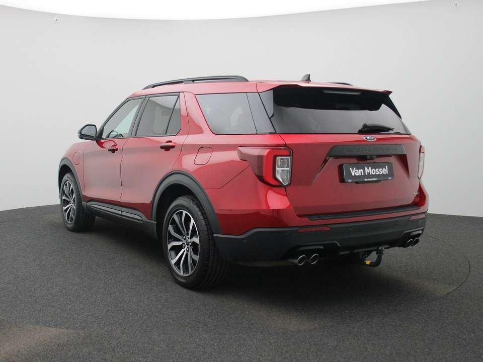 Ford Explorer - Imagem 2