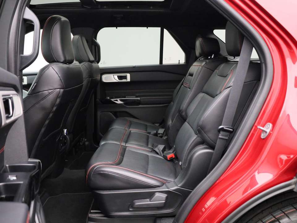 Ford Explorer - Imagem 12