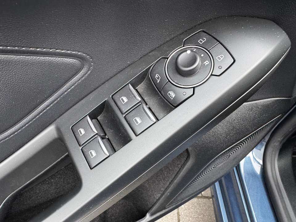 Ford Focus - Imagem 13