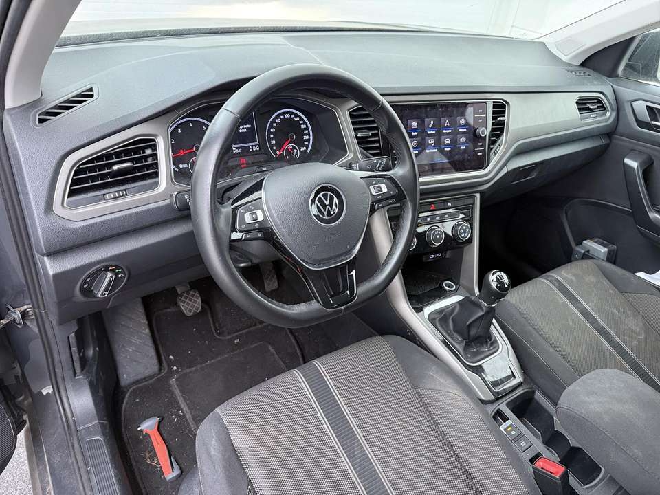 Volkswagen T-Roc - Imagem 3