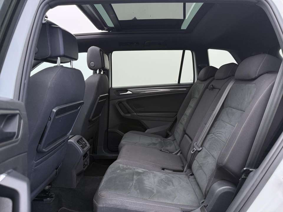 Volkswagen Tiguan Allspace - Imagem 8