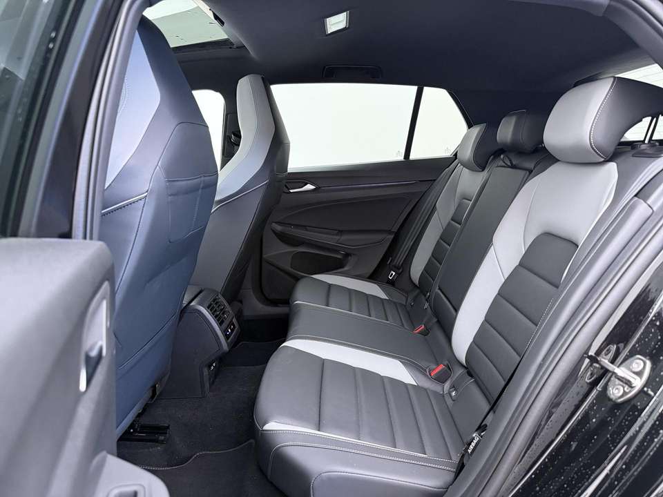 Volkswagen Golf GTE - Imagem 7