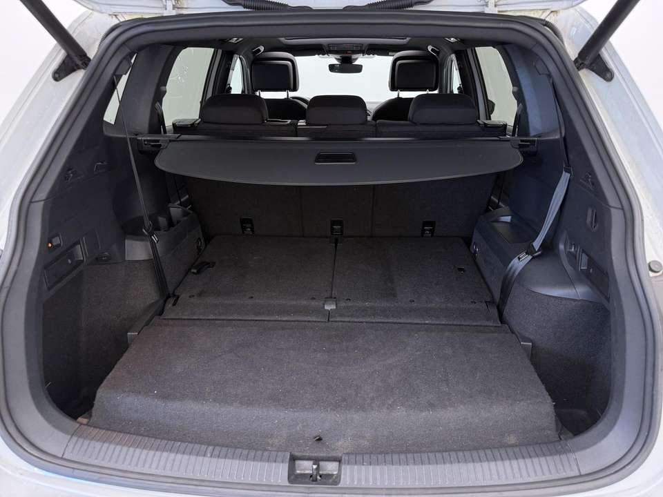 Volkswagen Tiguan Allspace - Imagem 10