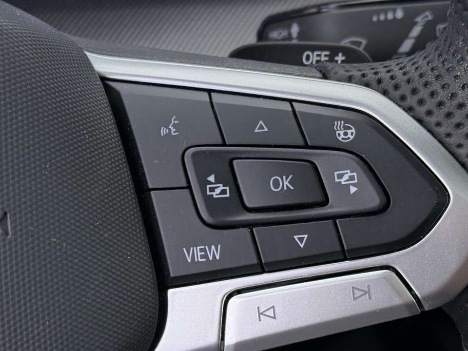 Volkswagen Golf GTE - Imagem 12