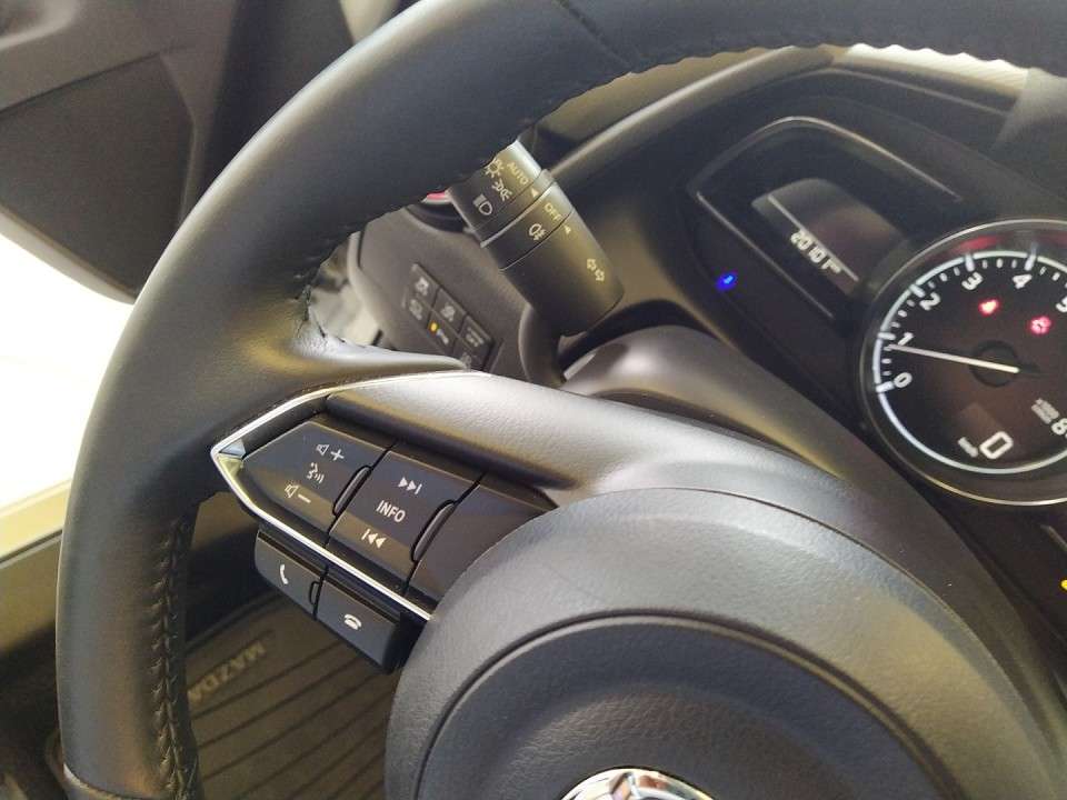 Mazda 2 - Imagem 15