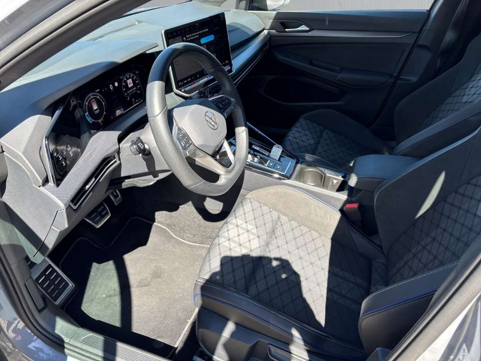 Volkswagen Golf - Imagem 13