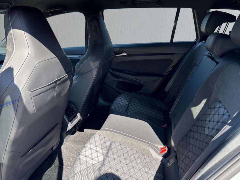 Volkswagen Golf - Imagem 14