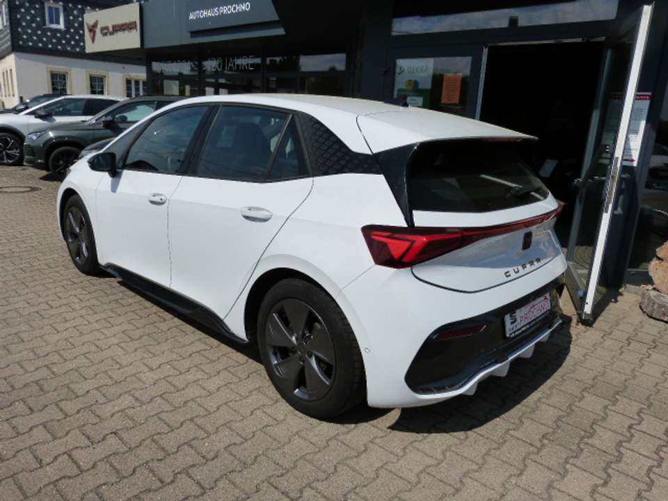 CUPRA Born - Imagem 4