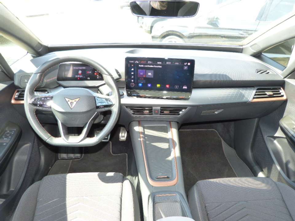 CUPRA Born - Imagem 6