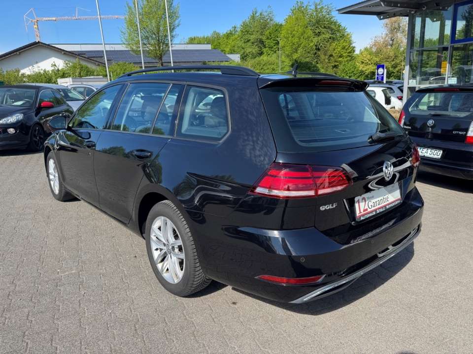 Volkswagen Golf - Imagem 4