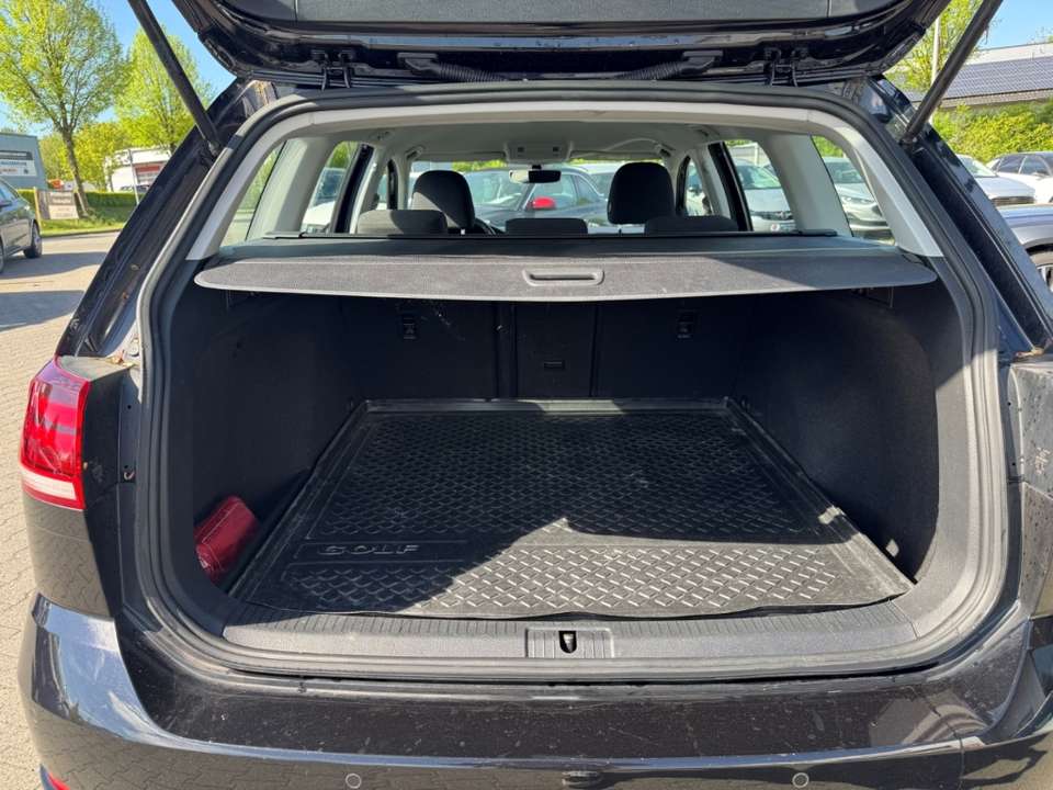 Volkswagen Golf - Imagem 10