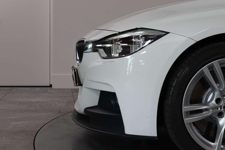 BMW 340 - Imagem 12