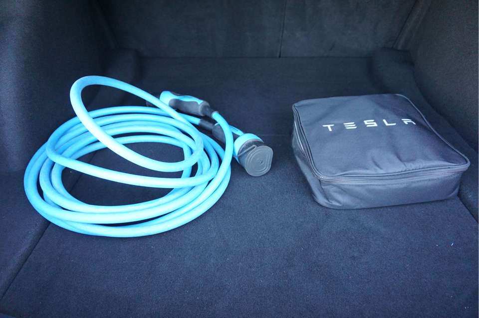 Tesla Model 3 - Imagem 10