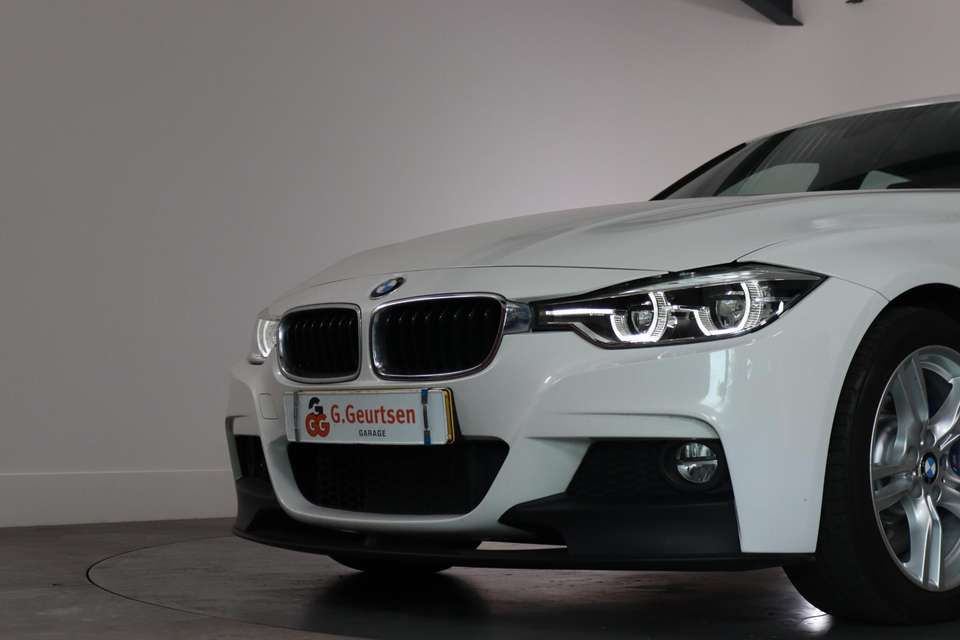 BMW 340 - Imagem 15