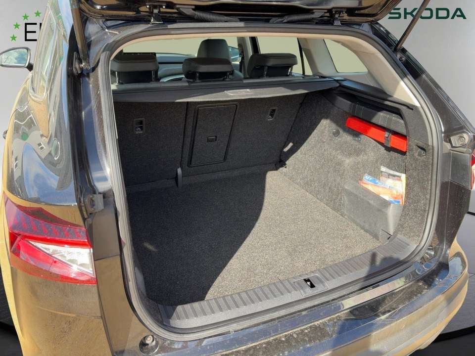 Skoda Enyaq - Imagem 4