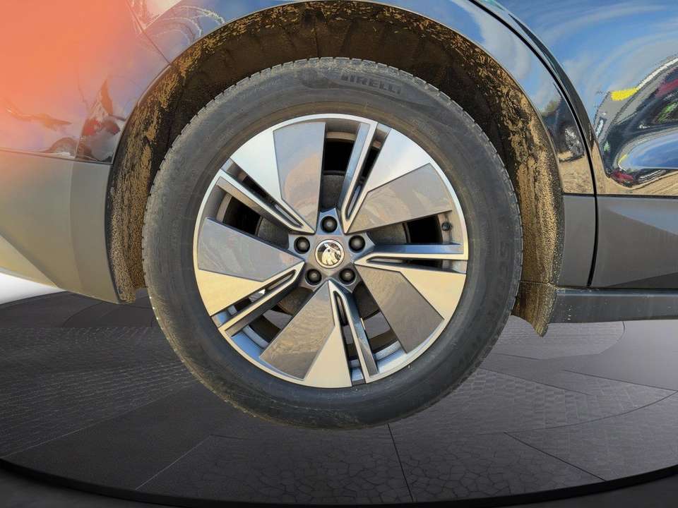 Skoda Enyaq - Imagem 8