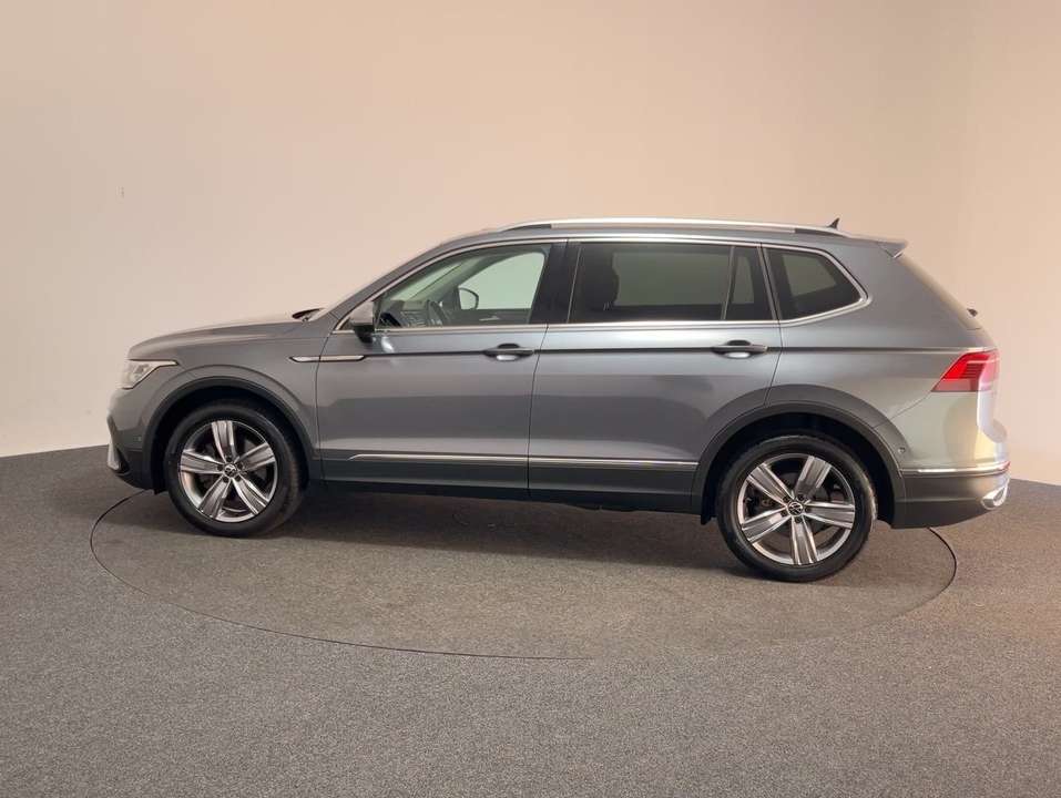 Volkswagen Tiguan Allspace - Imagem 5