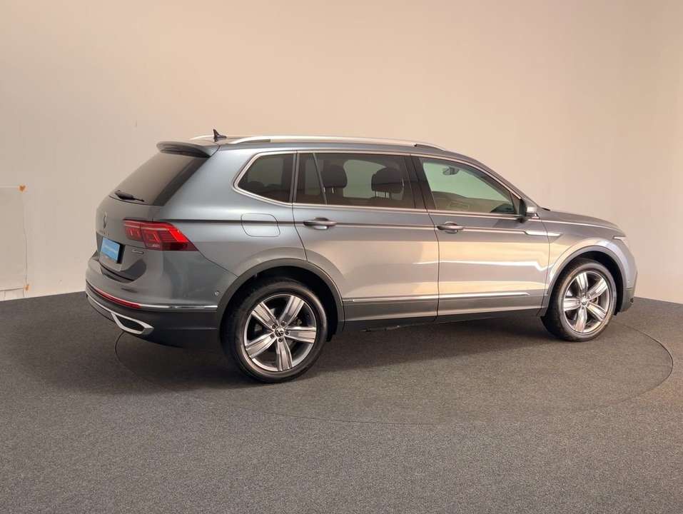 Volkswagen Tiguan Allspace - Imagem 7