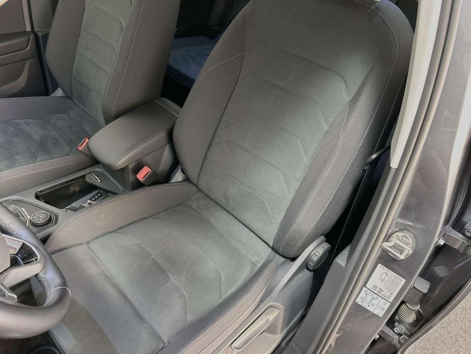 Volkswagen Tiguan Allspace - Imagem 11