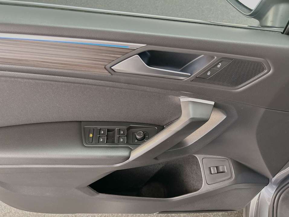 Volkswagen Tiguan Allspace - Imagem 13