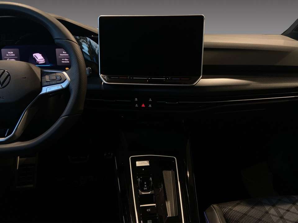 Volkswagen Golf Variant - Imagem 12