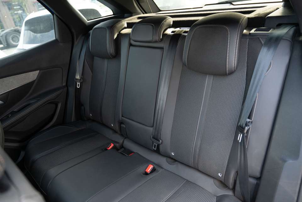 Peugeot 3008 - Imagem 9