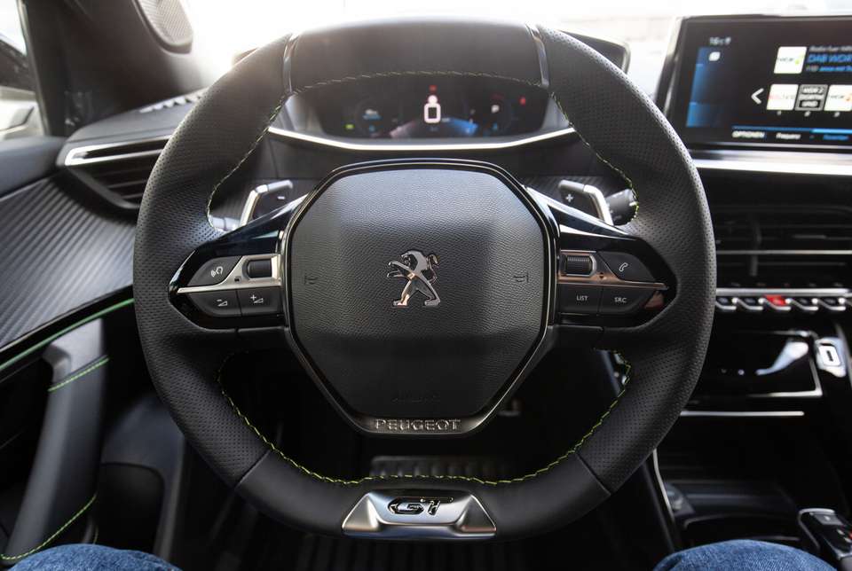 Peugeot 2008 - Imagem 15