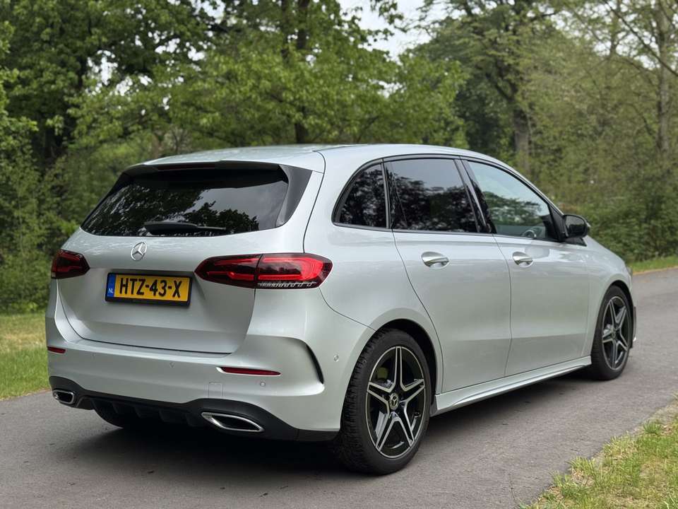 Mercedes-Benz B 220 - Imagem 2