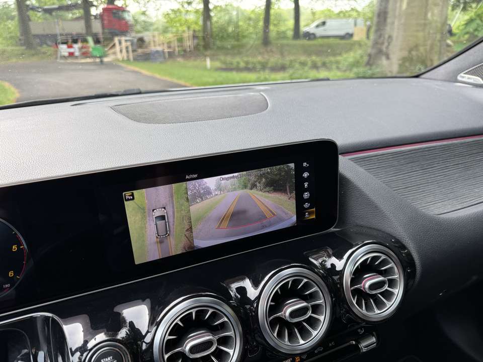 Mercedes-Benz B 220 - Imagem 10