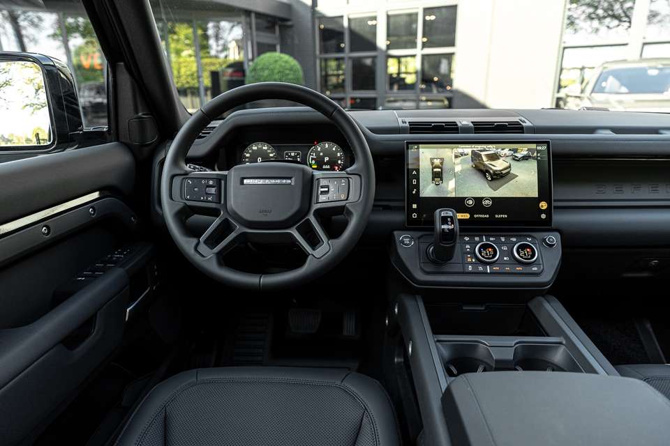 Land Rover Defender - Imagem 3
