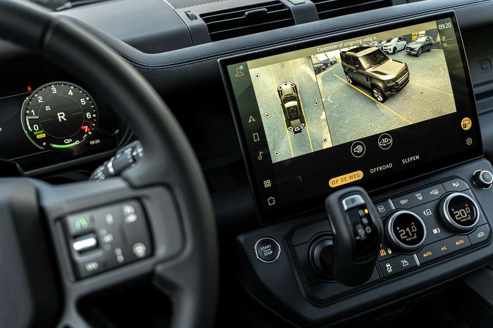 Land Rover Defender - Imagem 9