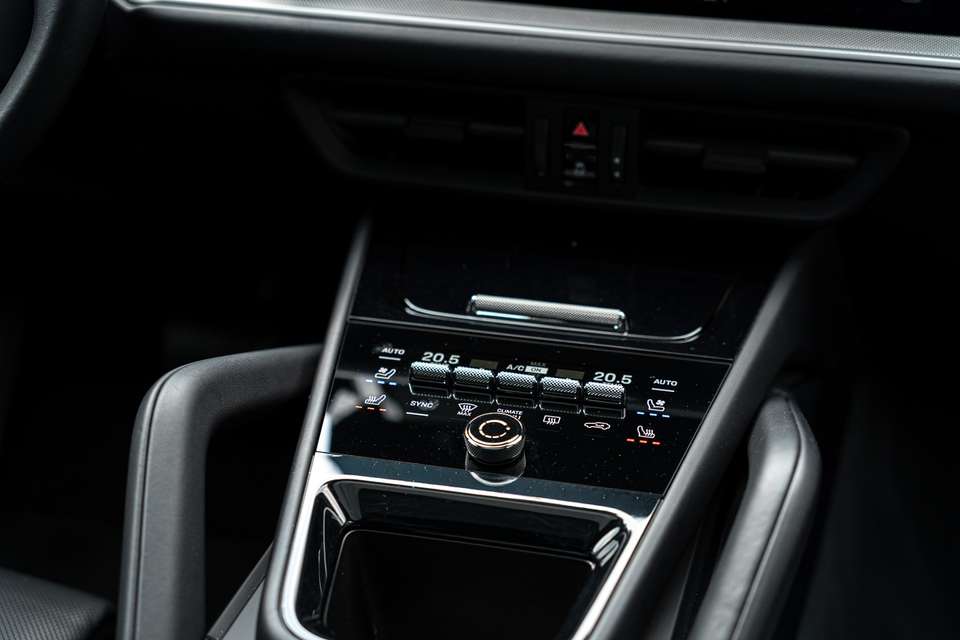 Porsche Cayenne - Imagem 11