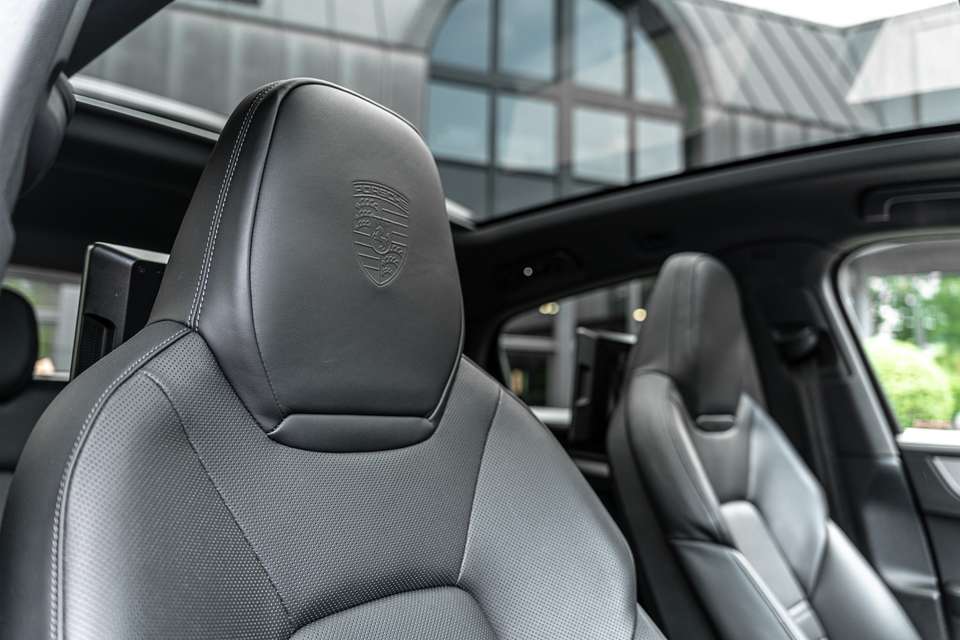 Porsche Cayenne - Imagem 14
