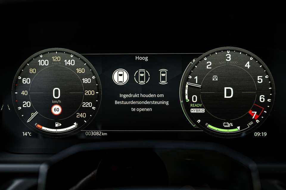 Land Rover Defender - Imagem 13