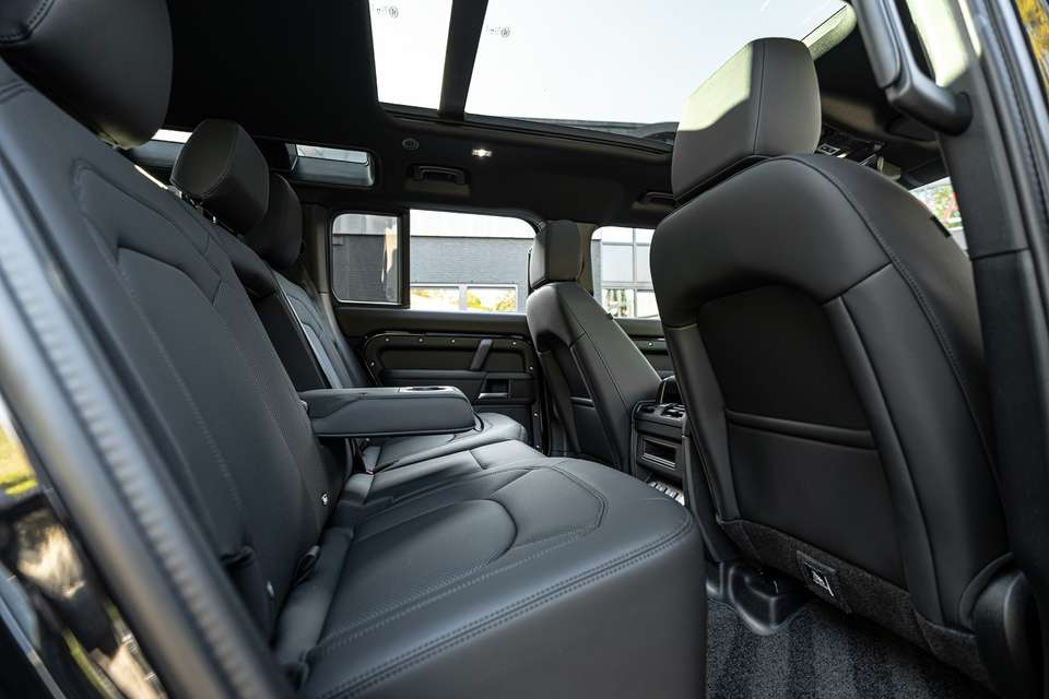 Land Rover Defender - Imagem 5