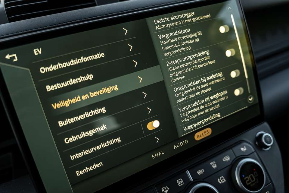 Land Rover Defender - Imagem 19